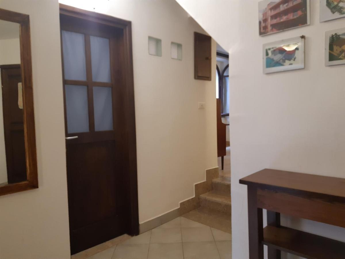 Apartment Zdenac ロヴィニ エクステリア 写真